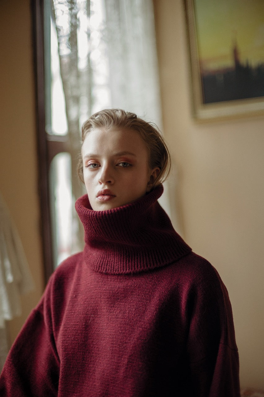 Natalie Kolyozyan Hush Bordo Boğazlı Kazak, Introverted AW18, görsel 2