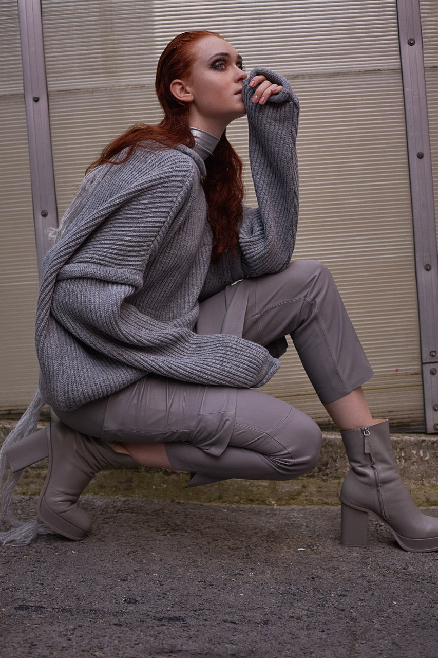 Natalie Kolyozyan Scaffold Ribana Kazak Görünümü, Pragmatic Dreamers AW16