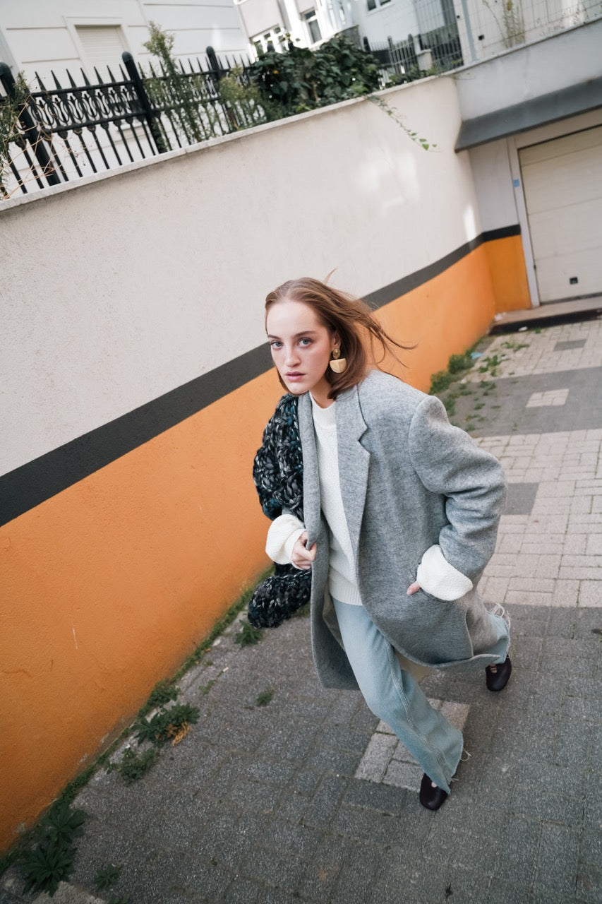 Ground Oversized Blazer Look by Natalie Kolyozyan, Loose Ends AW25