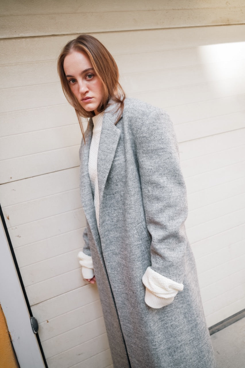 Ground Oversized Blazer Look by Natalie Kolyozyan, Loose Ends AW25, view 3