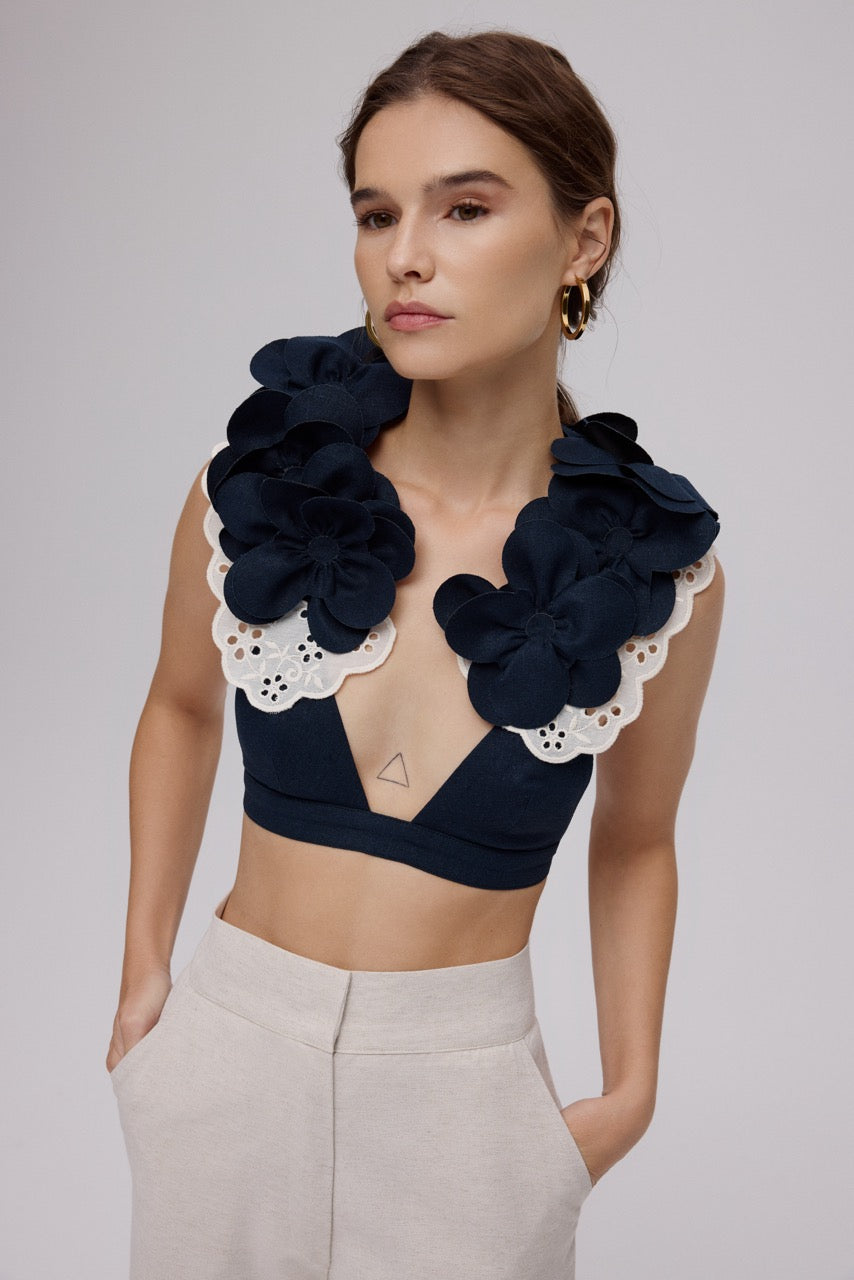 Natalie Kolyozyan Çiçek Aplikeli Keten Bralet Görünümü, Between the Lines SS25