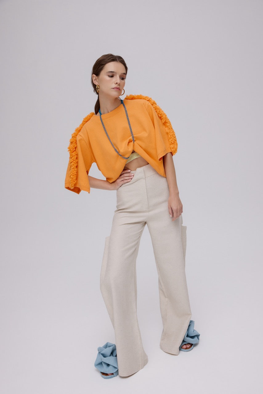 Short-Sleeve Sweater Ecru Linen Trousers by Natalie Kolyozyan, Between the Lines SS25